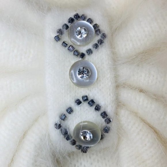 I B DIFFUSION Angora Sweater Dolman Sleeve Ivory Beaded Bow Accent Vintage Top - Picture 8 of 11